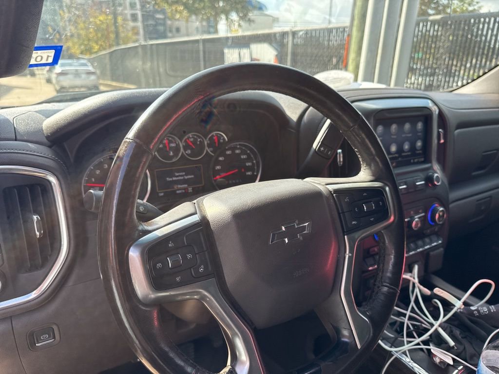 Used 2019 Chevrolet Silverado 1500 LT Trail Boss image 2