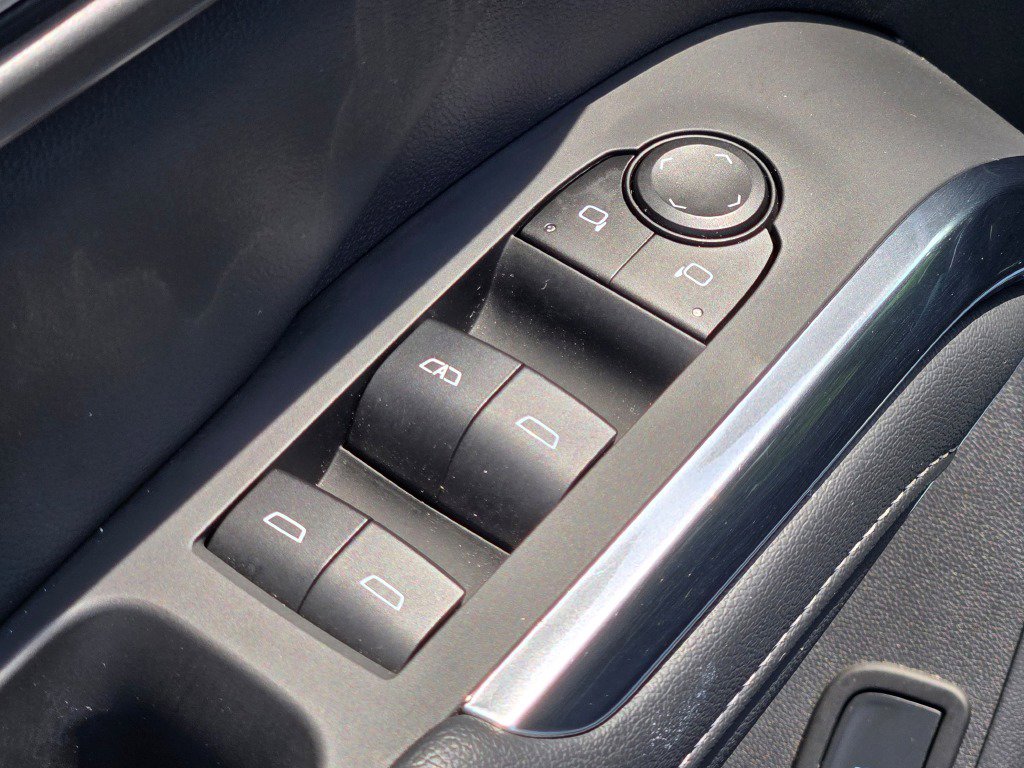 Certified 2025 Chevrolet Traverse LT image 21
