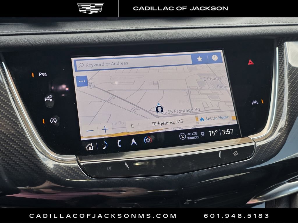 Certified 2024 Cadillac XT6 Sport w/ Technology Package AWD/4WD image 14