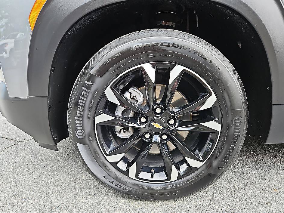 Used 2023 Chevrolet TrailBlazer LT FWD image 8
