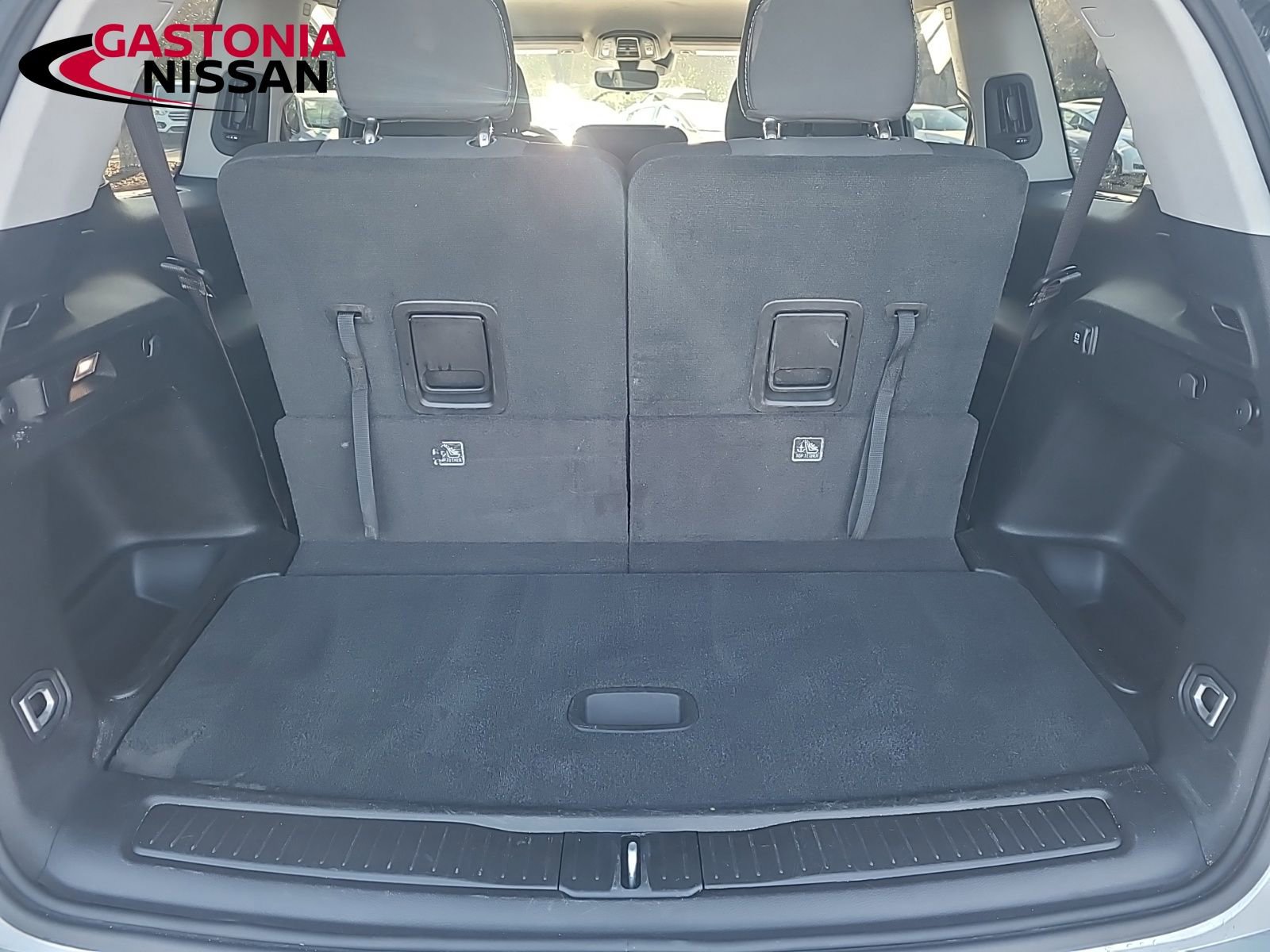 Used 2023 Jeep Grand Cherokee L Laredo image 27