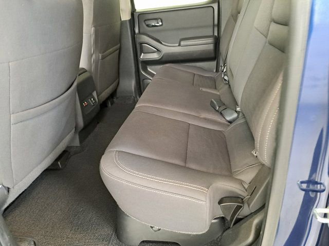 Used 2022 Nissan Frontier SV image 24