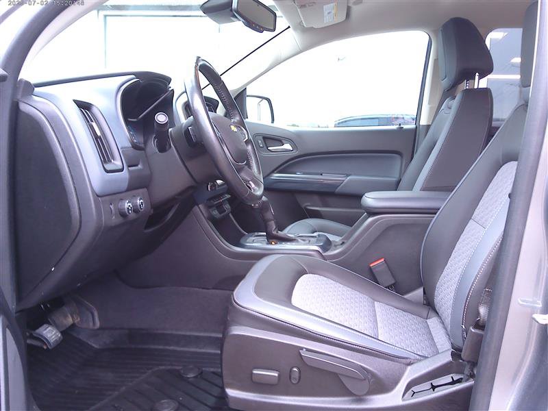 Used 2021 Chevrolet Colorado Z71 w/ Safety Package AWD/4WD image 6