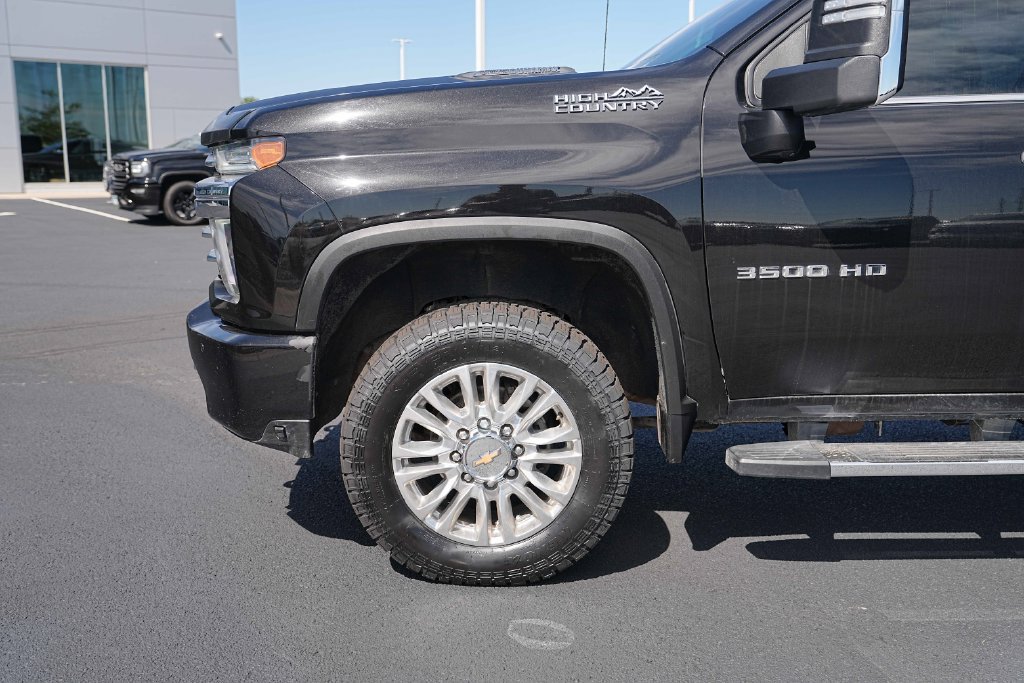 Used 2022 Chevrolet Silverado 3500 High Country w/ Z71 Off-Road Package AWD/4WD image 8