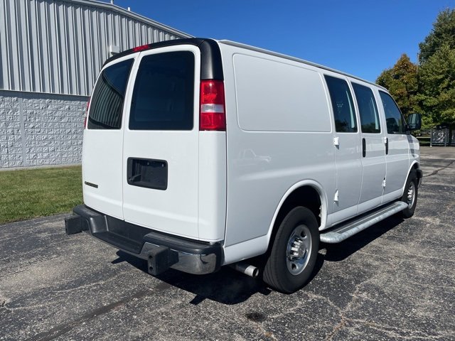 Used 2024 Chevrolet Express 2500 w/ Driver Convenience Package image 7