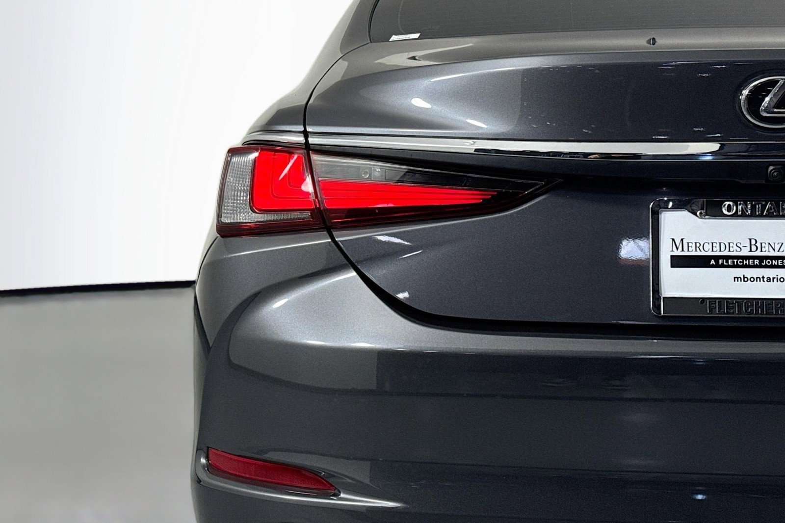 Used 2023 Lexus ES 350 image 14