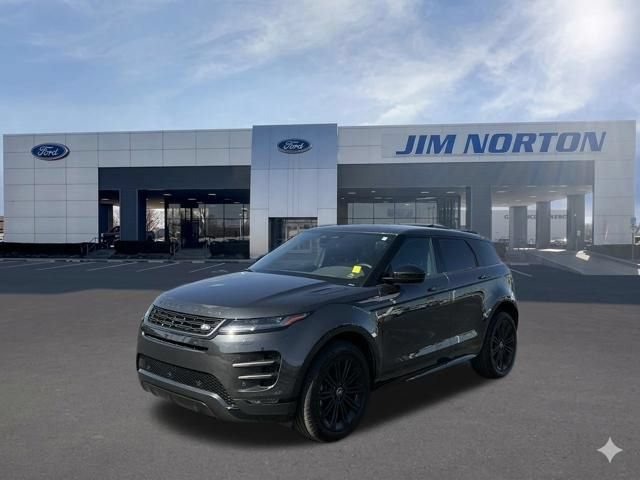 Used 2024 Land Rover Range Rover Evoque Dynamic SE AWD/4WD image 9