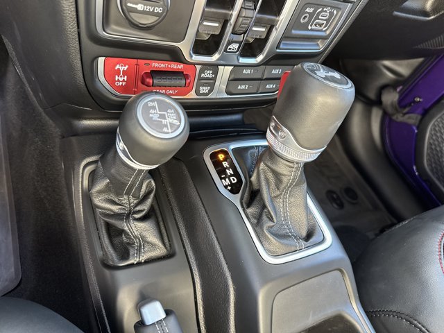 Used 2026 Jeep Wrangler Unlimited Rubicon AWD/4WD image 32