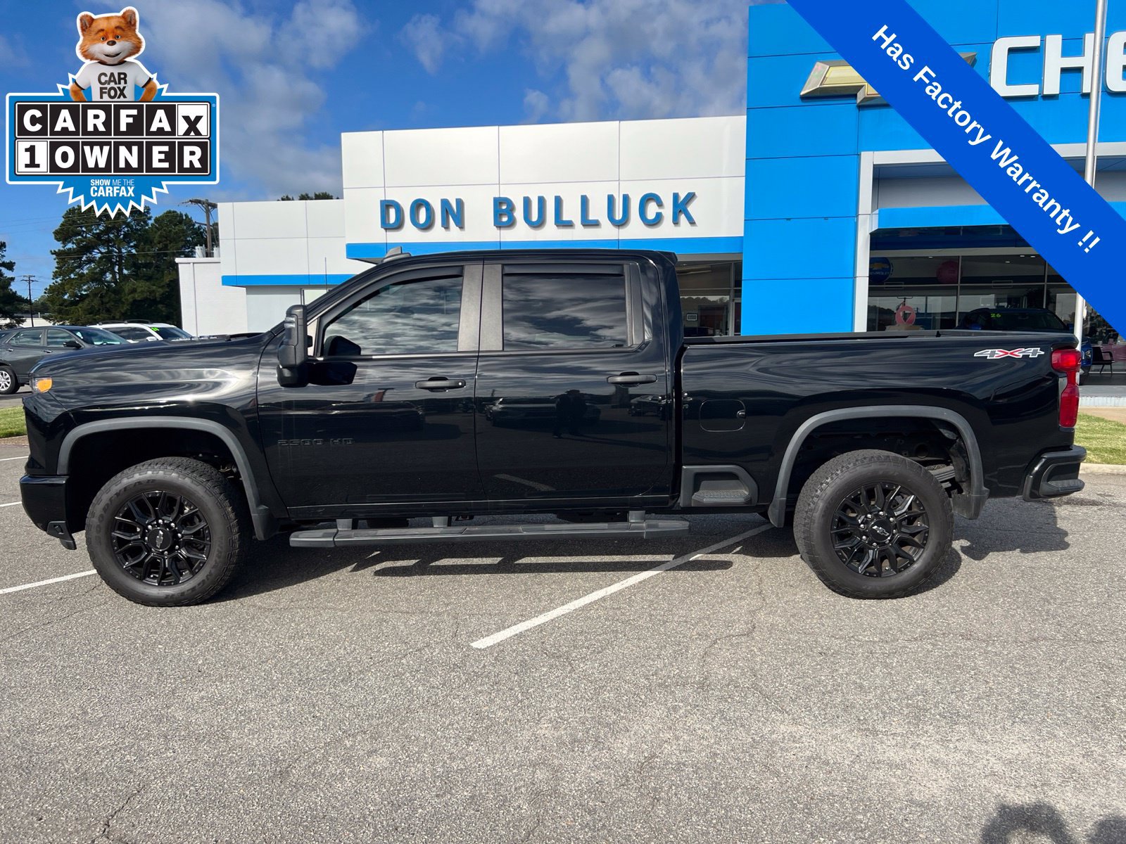 Used 2024 Chevrolet Silverado 2500 Custom w/ Custom Value Package AWD/4WD image 2