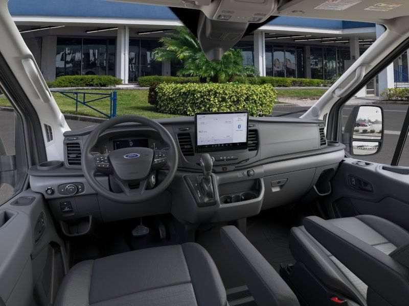 New 2026 Ford Transit 250 148 Medium Roof w/ Load Area Protection Package RWD image 18