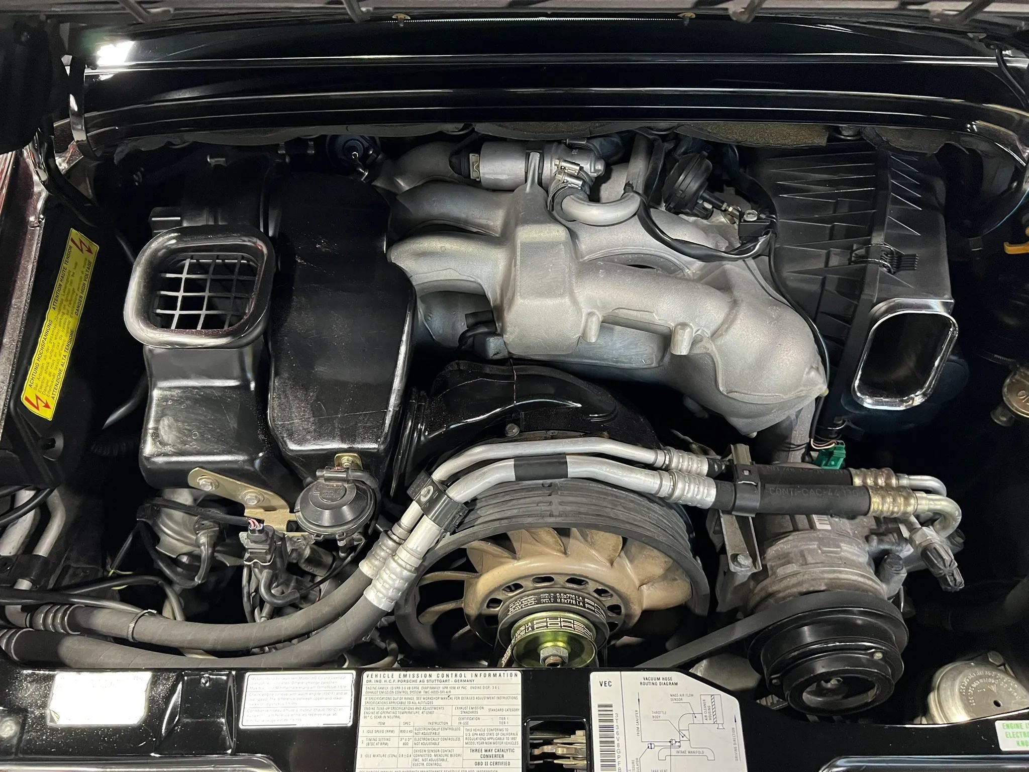 Used 1997 Porsche 911 Targa RWD image 21