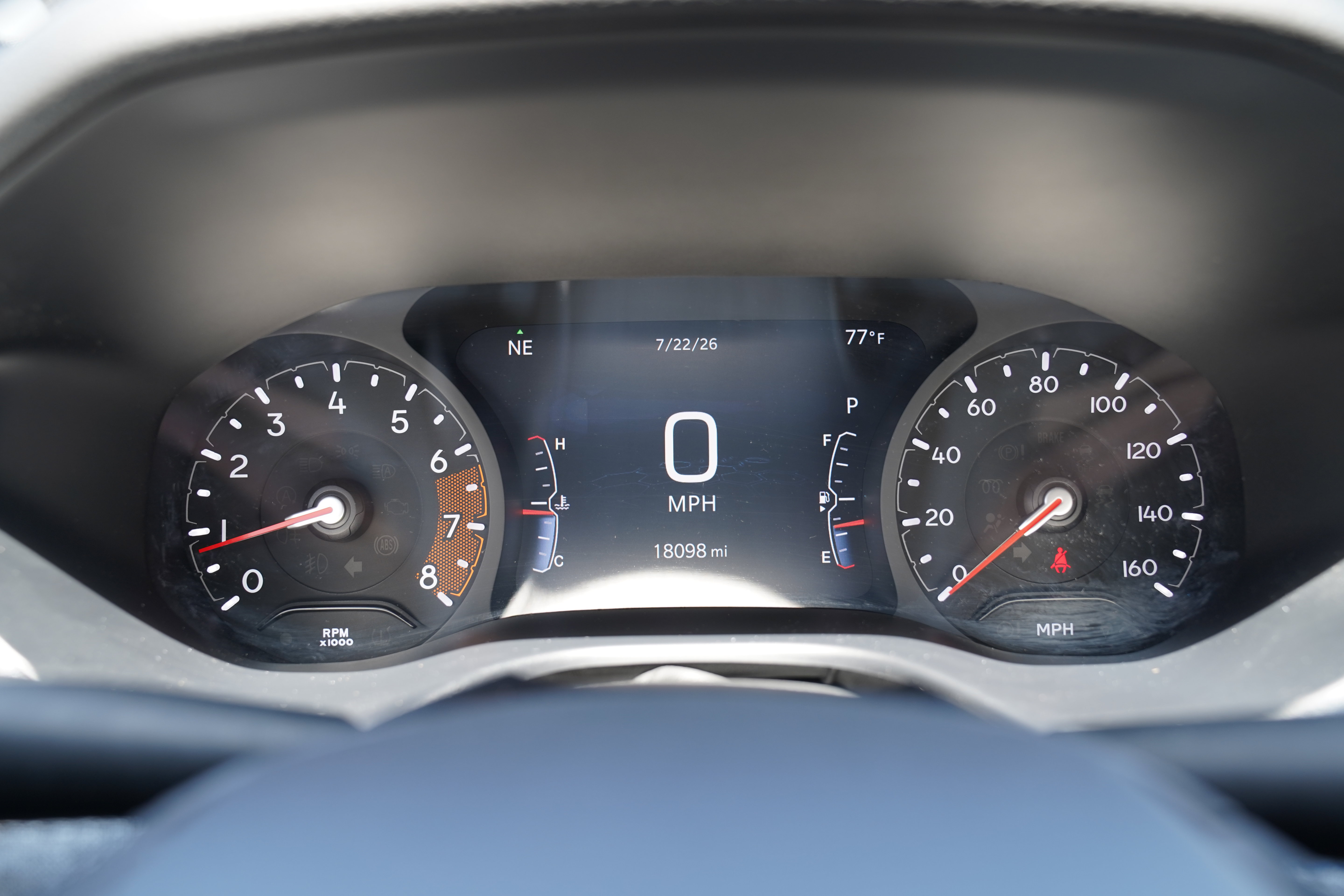 Used 2025 Jeep Compass Latitude AWD/4WD image 17