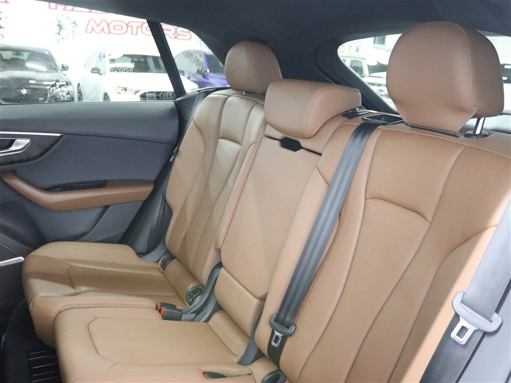 Used 2021 Audi Q8 Premium Plus w/ Premium Plus Package AWD/4WD image 12