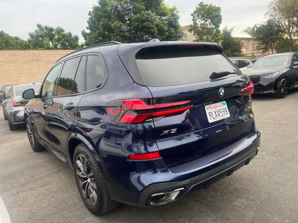 Used 2024 BMW X5 sDrive40i w/ M Sport Package RWD image 7