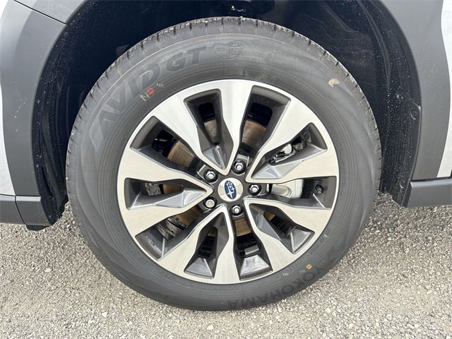 New 2025 Subaru Outback Touring image 10