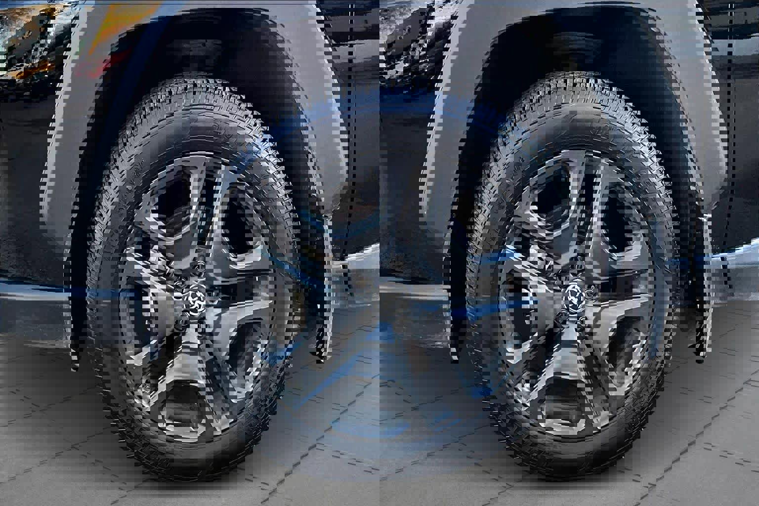 Used 2023 Toyota RAV4 Adventure image 10