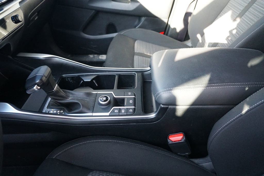 Used 2024 Kia Sorento LX image 27