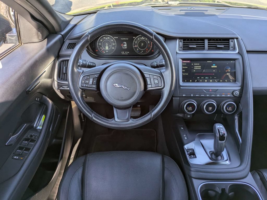 Used 2020 Jaguar E-PACE SE AWD/4WD image 19