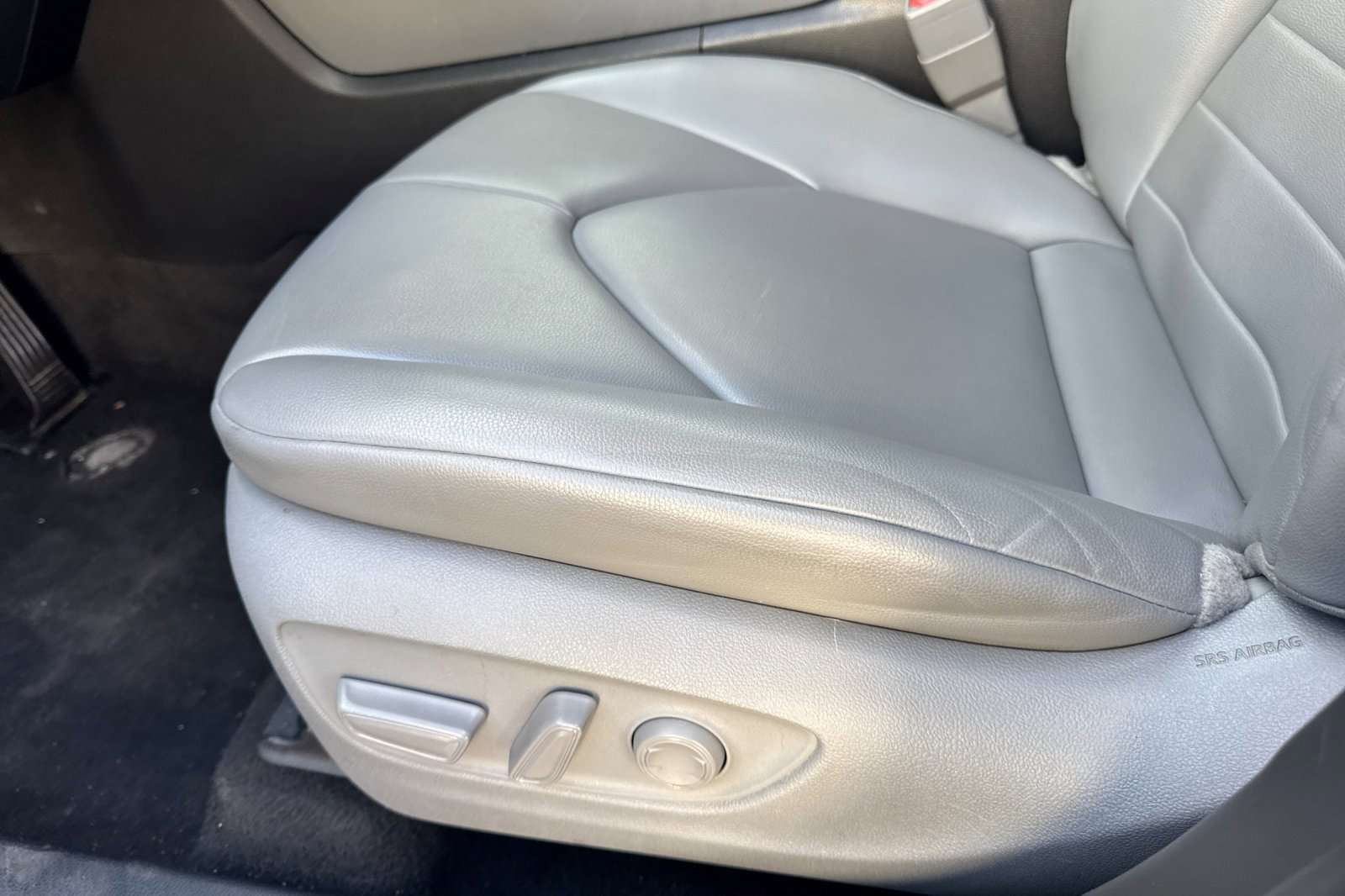 Used 2022 Toyota Highlander XLE image 14