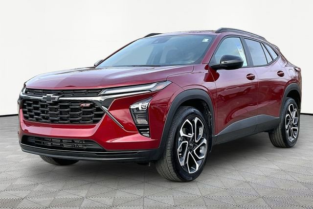 Used 2025 Chevrolet Trax RS w/ Driver Confidence Package image 3