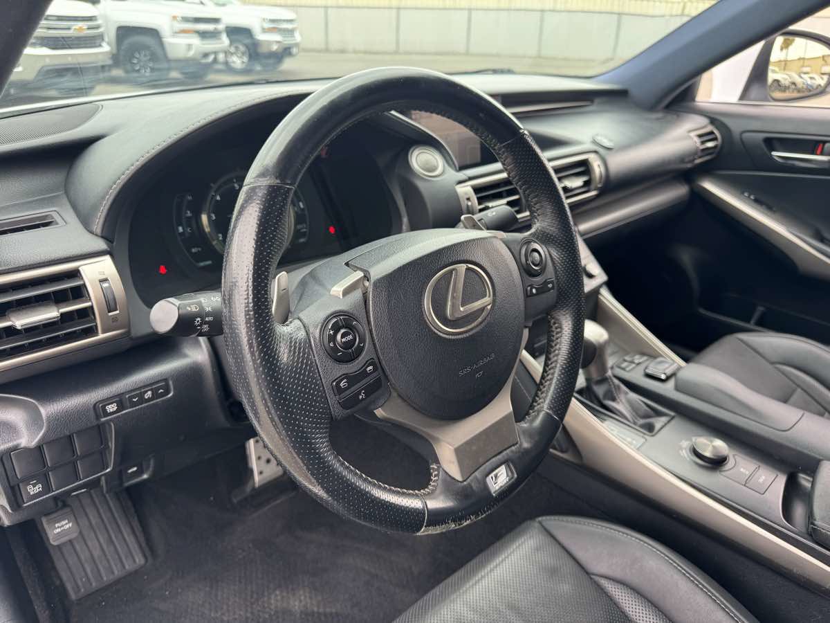 Used 2016 Lexus IS 200t w/ F Sport Package RWD image 25