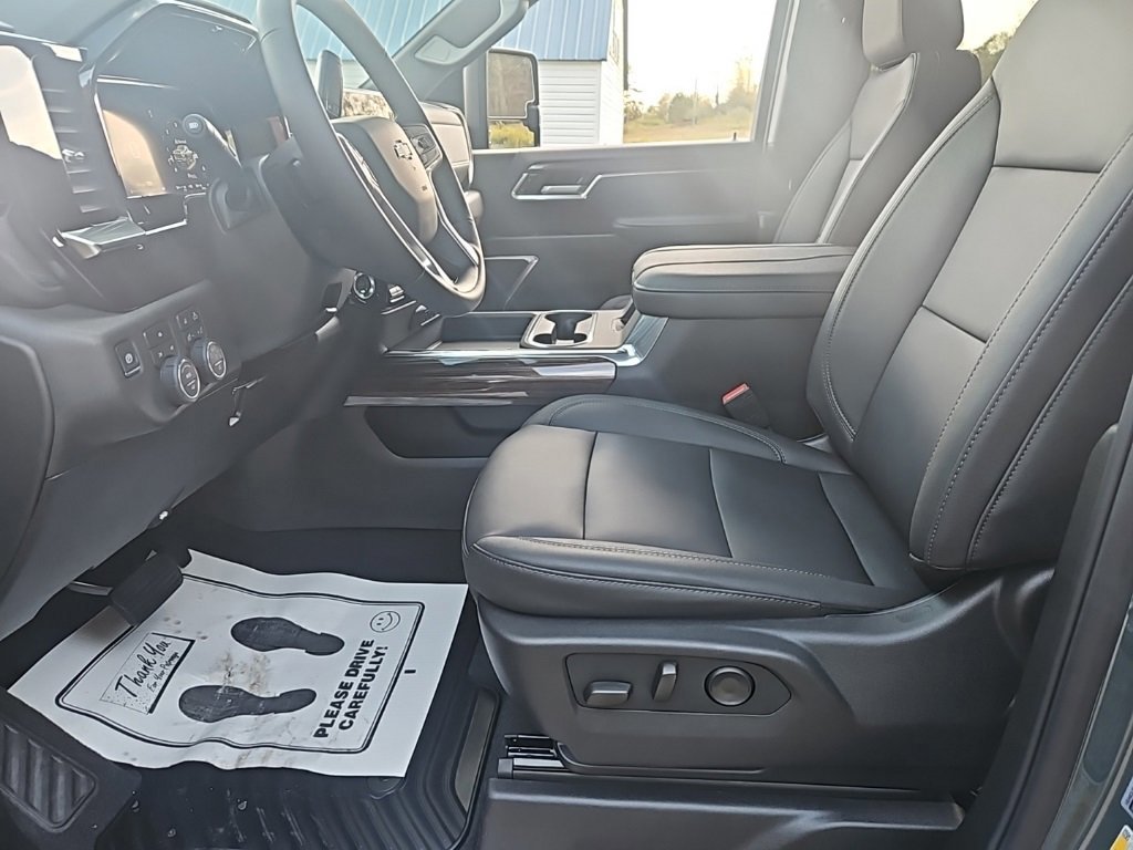 New 2026 Chevrolet Silverado 2500 LT w/ All Star Edition image 10