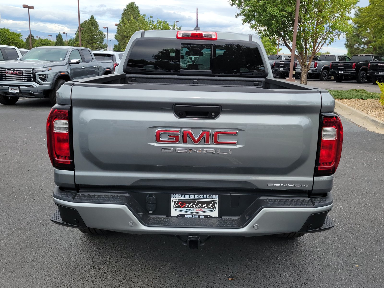 New 2026 GMC Canyon Denali AWD/4WD image 9