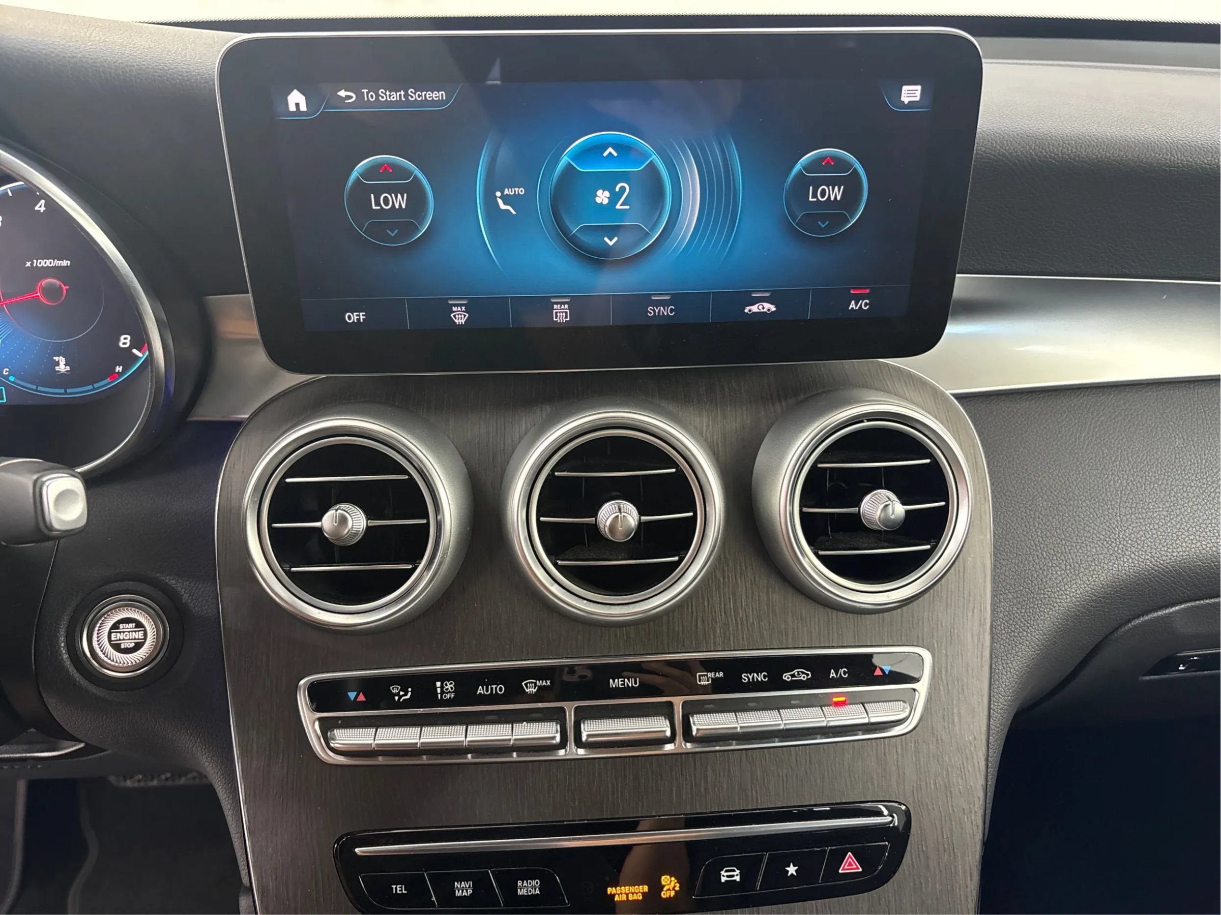 Used 2022 Mercedes-Benz GLC 300 4MATIC image 36