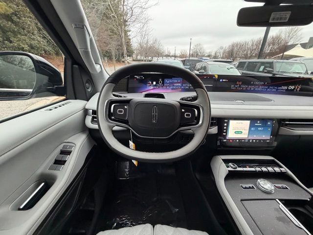 New 2025 Lincoln Navigator L Black Label image 9