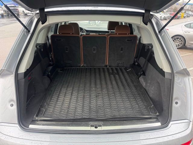 Used 2021 Audi Q7 3.0T Premium Plus image 11