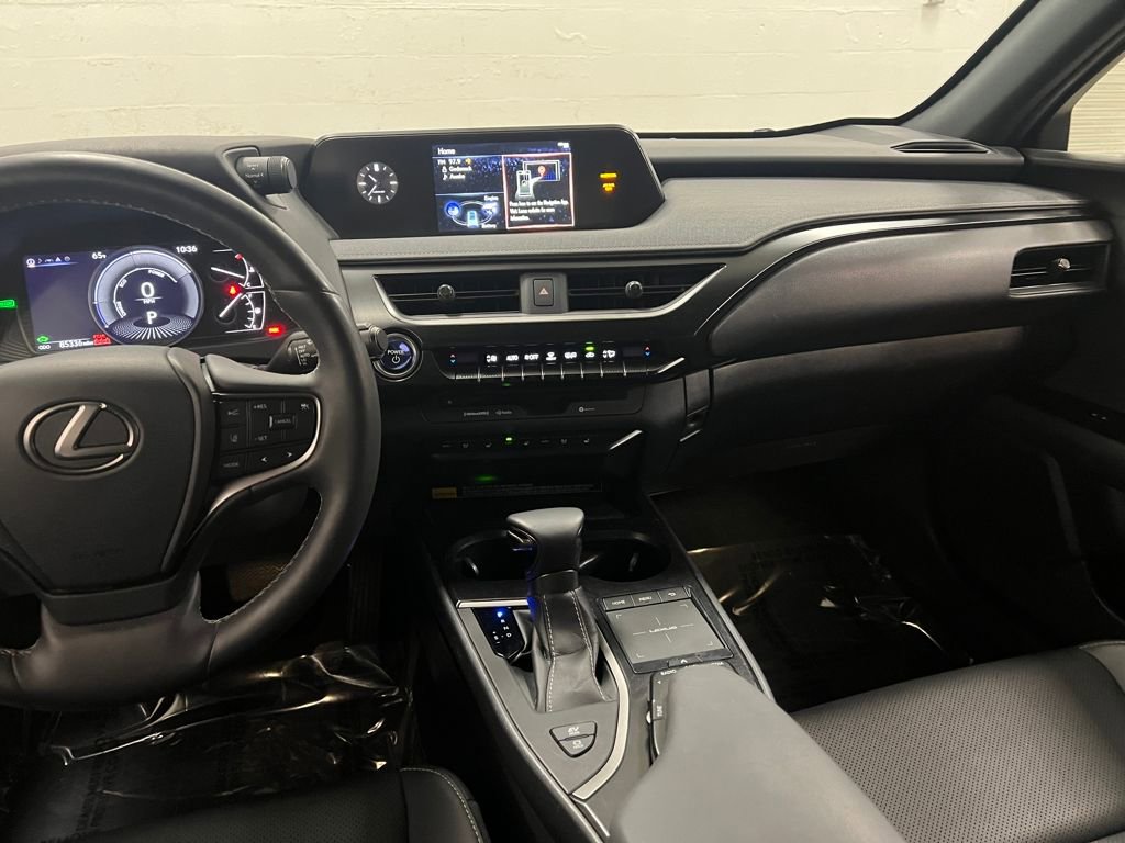 Used 2022 Lexus UX 250h w/ Premium Package image 19