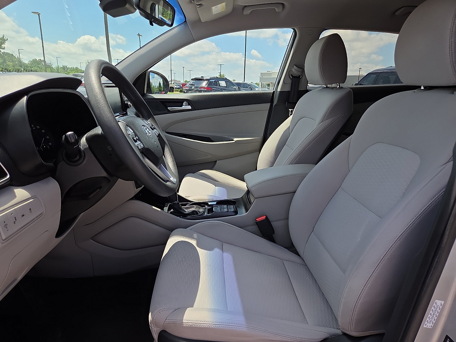 Used 2021 Hyundai Tucson Value FWD image 15