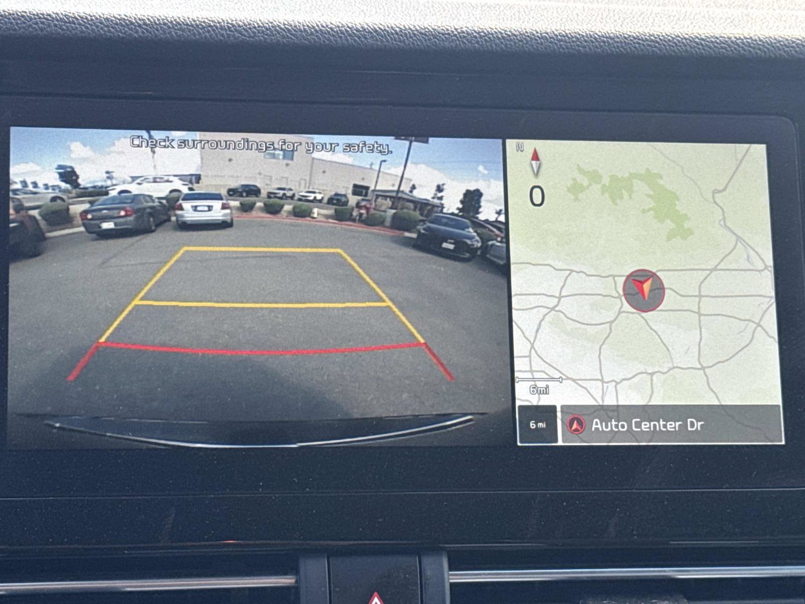 Used 2022 Kia Niro EX image 12