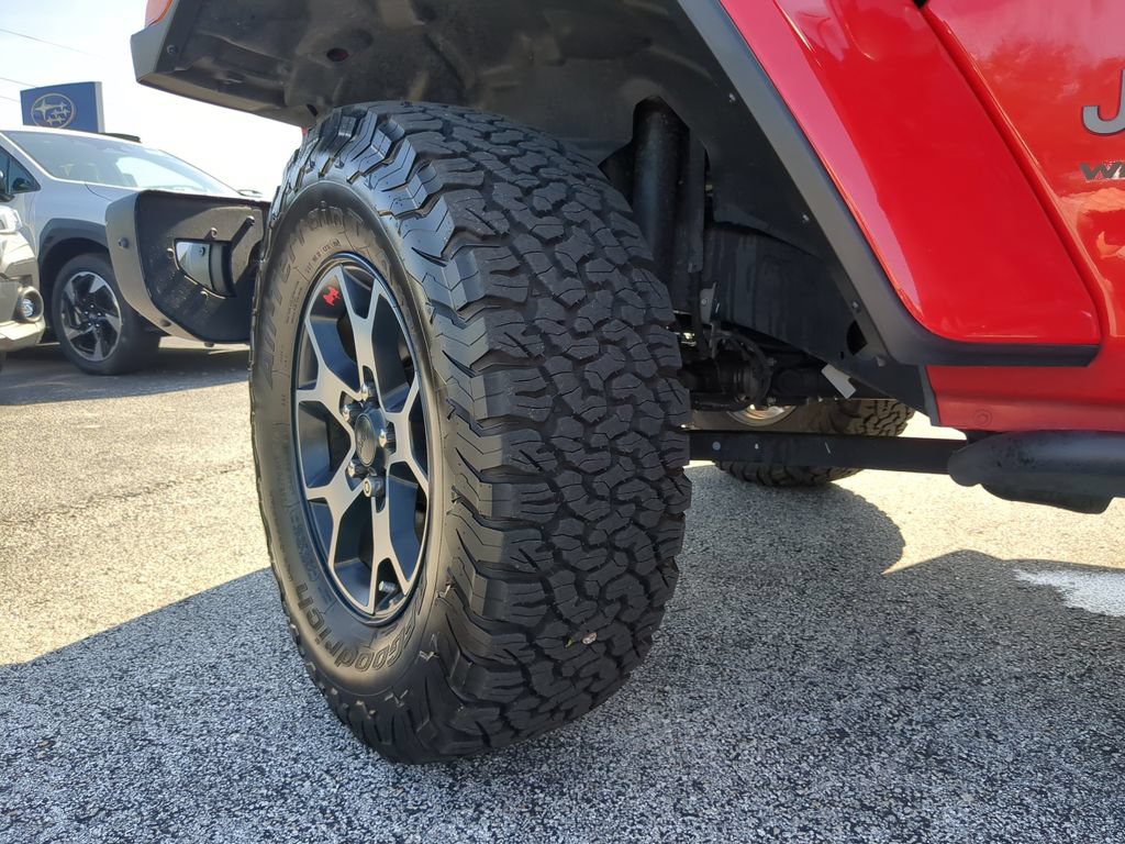 Used 2019 Jeep Wrangler Unlimited Rubicon AWD/4WD image 36