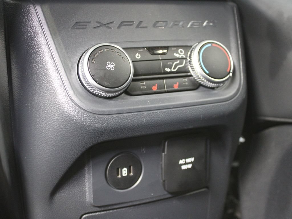 Used 2025 Ford Explorer ST AWD/4WD image 18