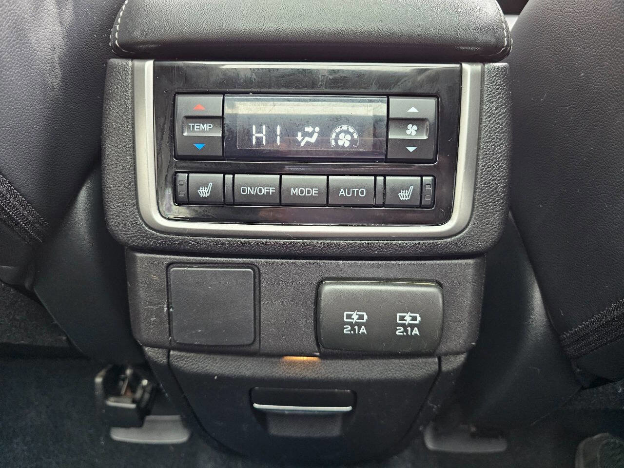 Used 2019 Subaru Ascent Limited image 33