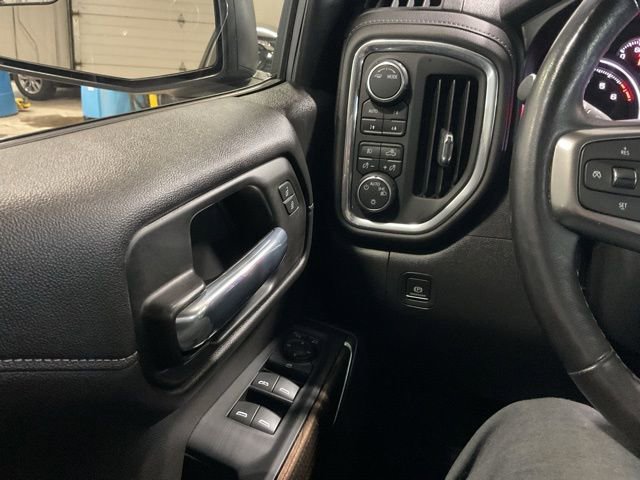 Used 2021 Chevrolet Silverado 1500 LT Trail Boss w/ Bed Protection Package image 17