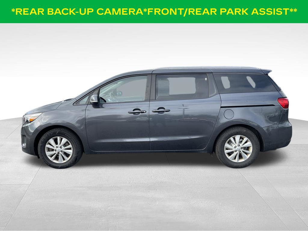 Used 2017 Kia Sedona LX w/ LX Essentials Premium Package FWD image 6