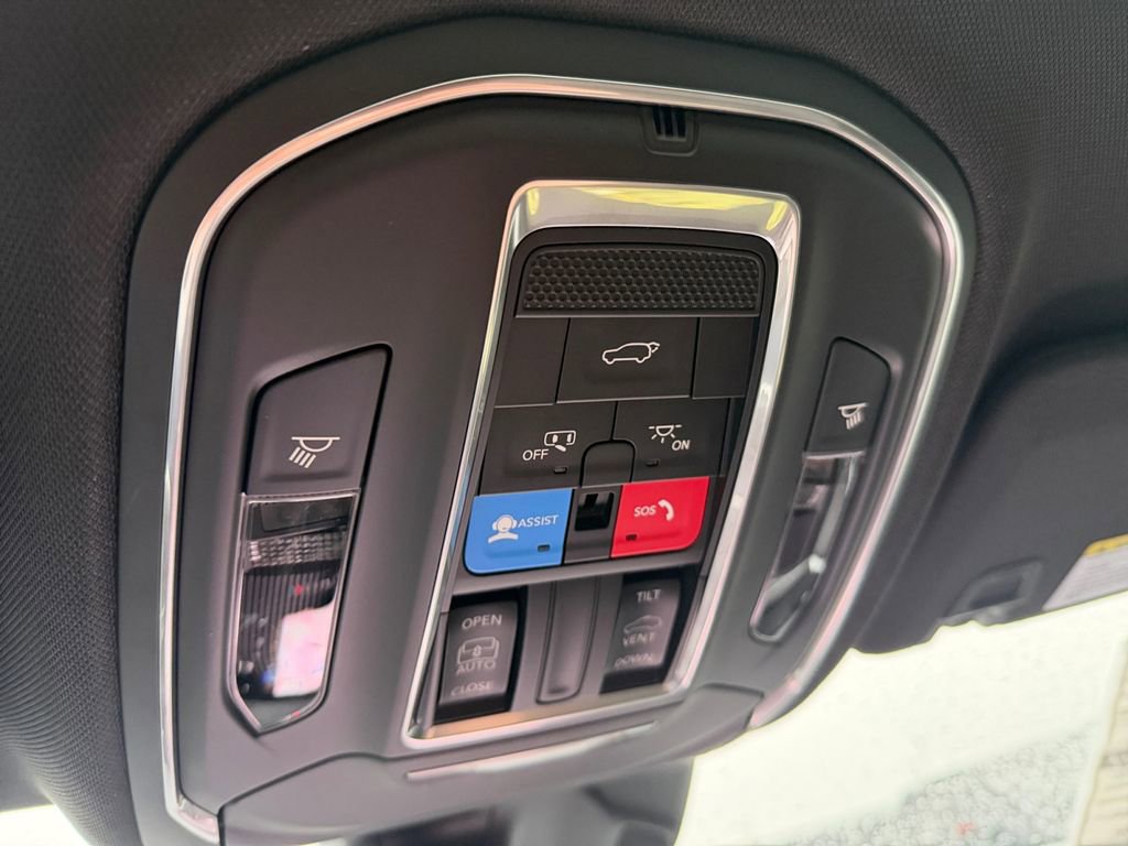 New 2026 Jeep Grand Cherokee Laredo image 21