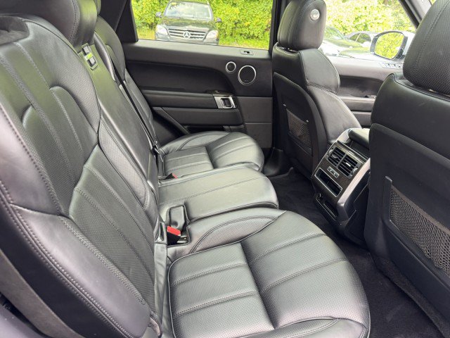 Used 2016 Land Rover Range Rover Sport HSE AWD/4WD image 37