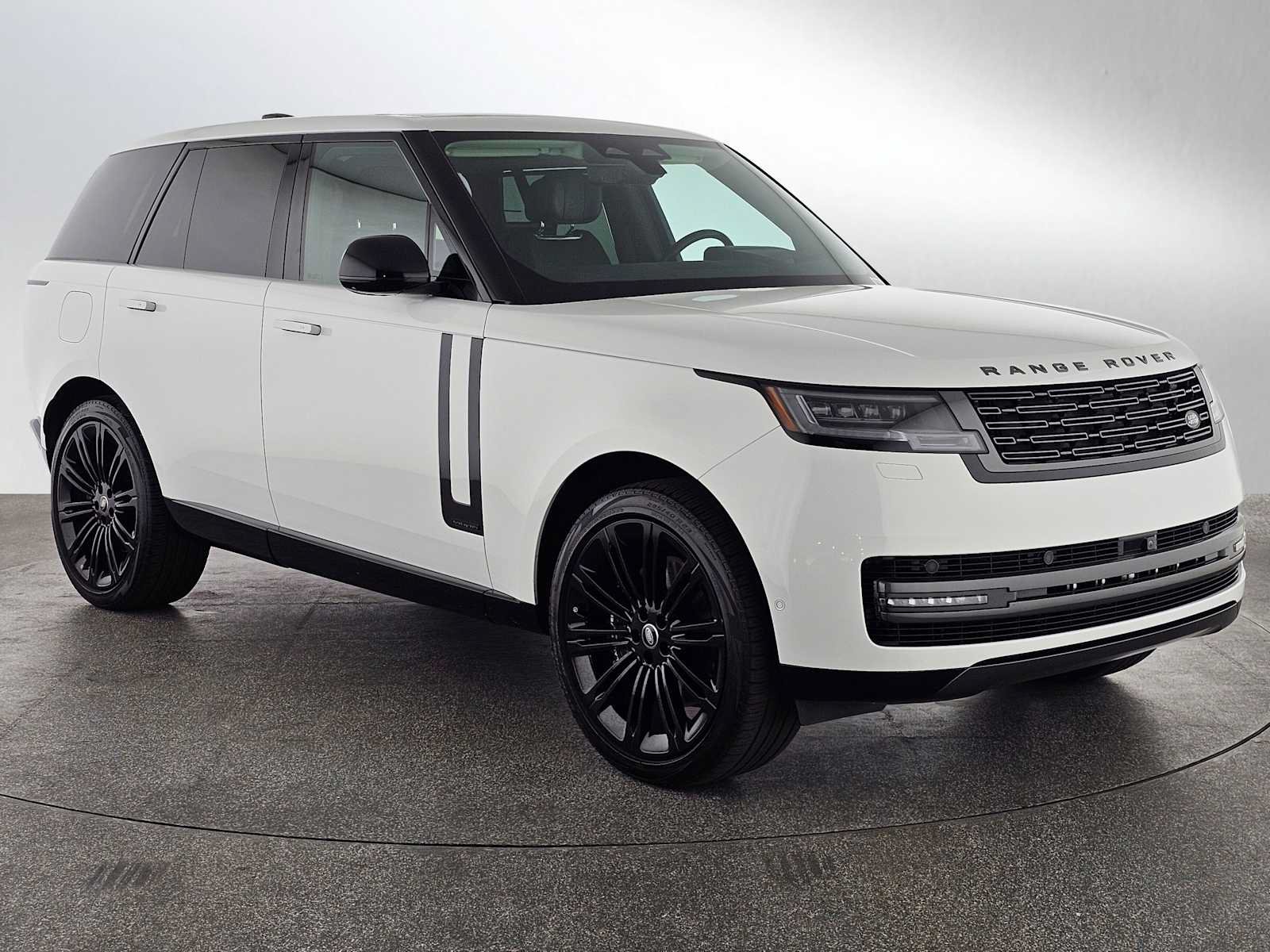 Used 2024 Land Rover Range Rover Autobiography AWD/4WD image 7