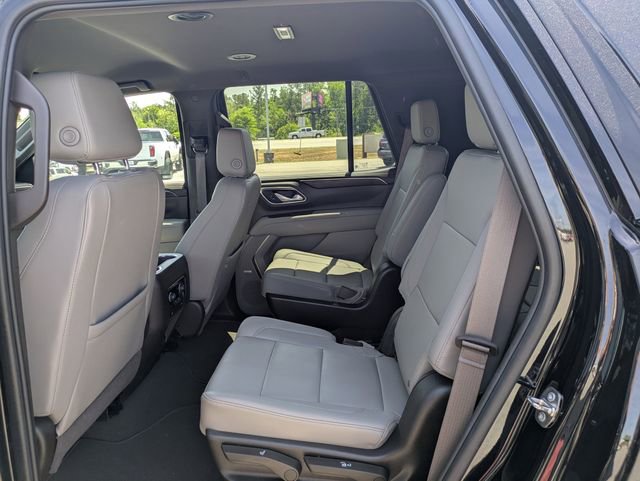 Used 2023 Chevrolet Tahoe Z71 w/ Z71 Off-Road Package AWD/4WD image 16