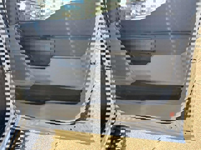 New 2025 Ford F550 4x4 SuperCab Super Duty image 13