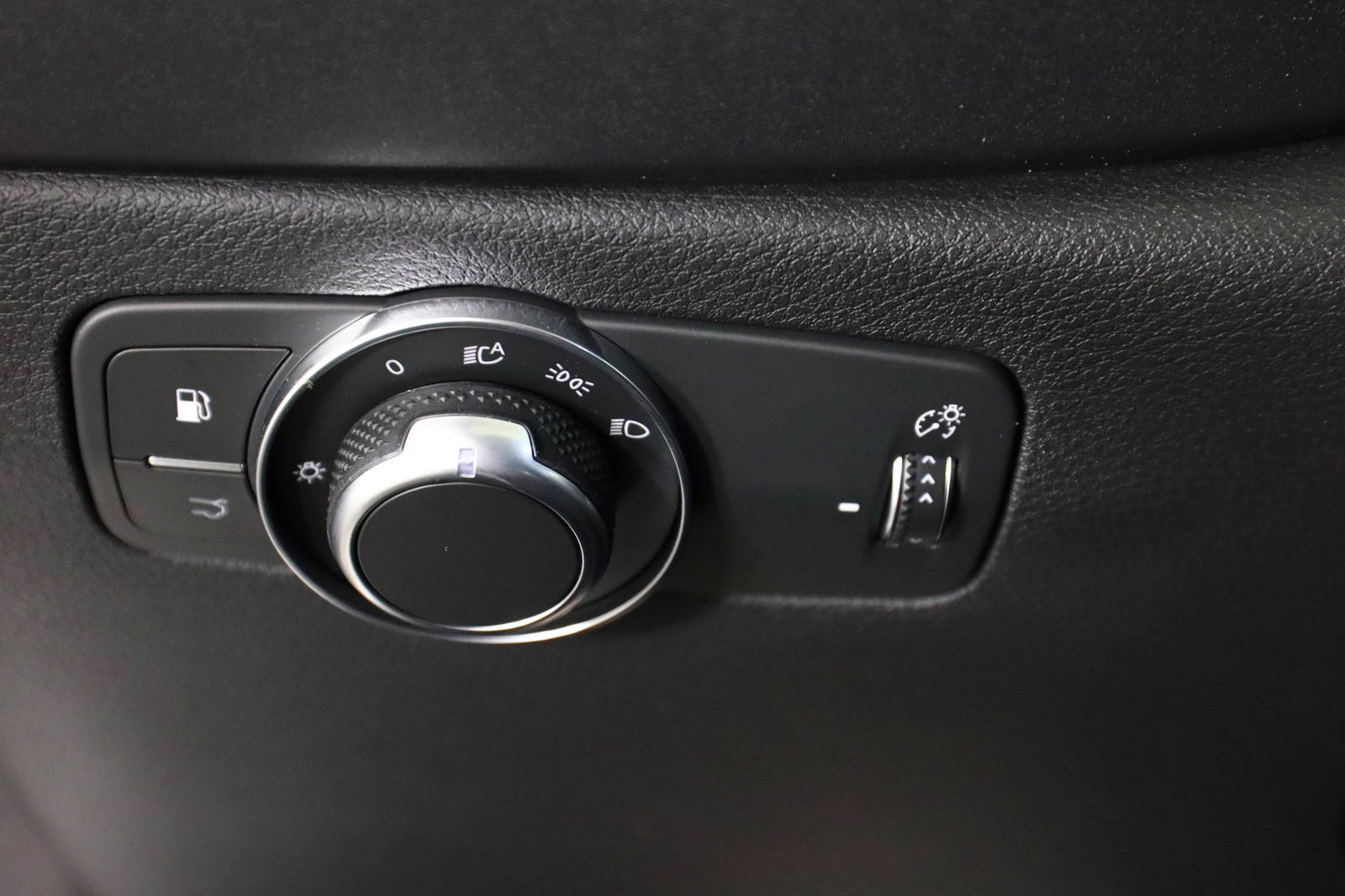 Used 2024 Alfa Romeo Tonale Ti image 32