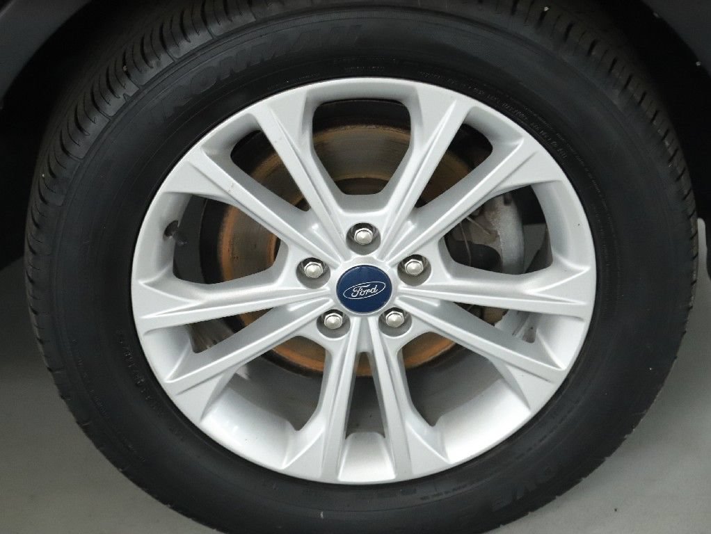 Used 2019 Ford Escape SE FWD image 10