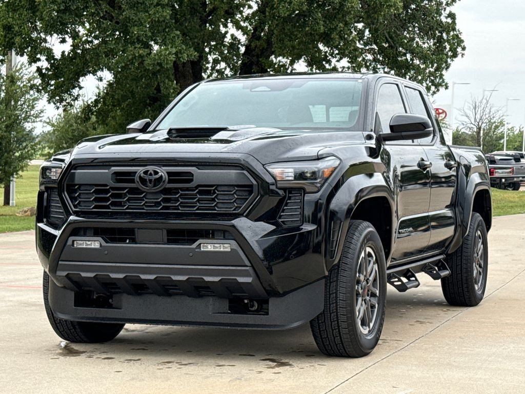 Used 2026 Toyota Tacoma TRD Sport w/ TRD Sport Upgrade Package RWD image 3