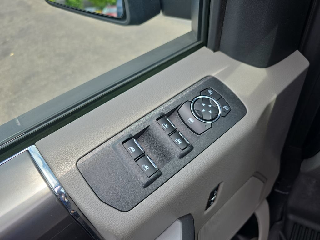 Used 2019 Ford F150 XLT w/ Equipment Group 302A Luxury AWD/4WD image 30
