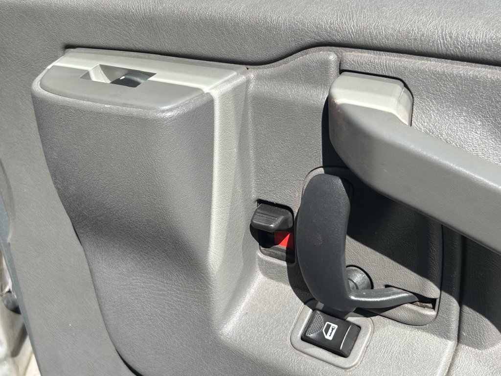 Used 2019 Chevrolet Express 2500 LS w/ Driver Convenience Package RWD image 30
