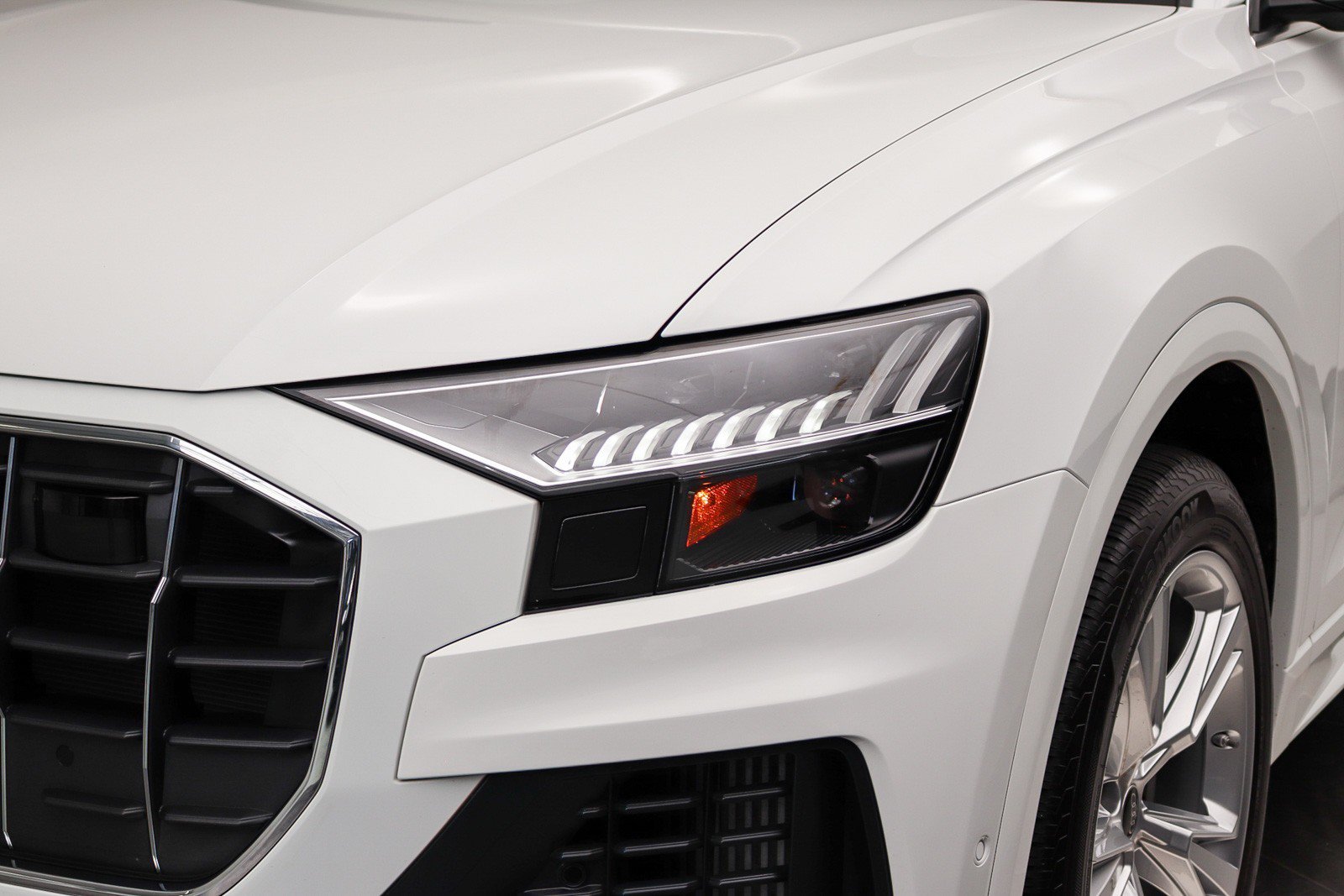 Used 2023 Audi Q8 Premium Plus w/ Premium Plus Package AWD/4WD image 9