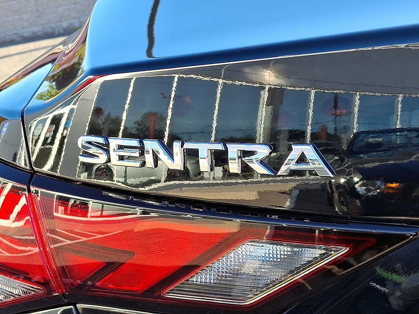 Certified 2025 Nissan Sentra S image 29